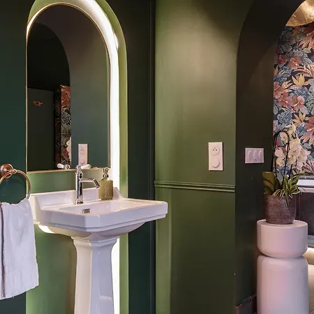 Apartmanhotel Maison 1887 *